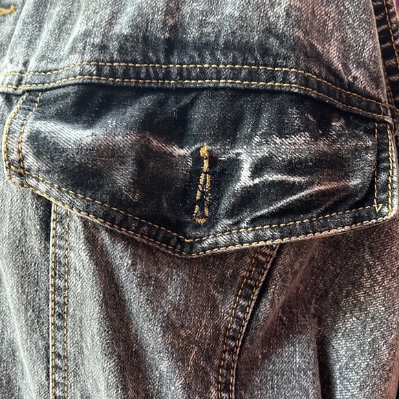 VINTAGE XL DENIM JACKET - Picture 3 of 6